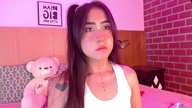 AdaaMillan online show from 02/07/25, 11:23