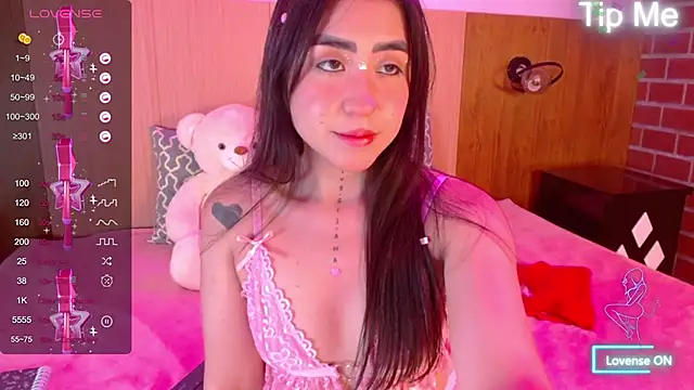 AdaaMillan online show from 02/08/25, 12:06