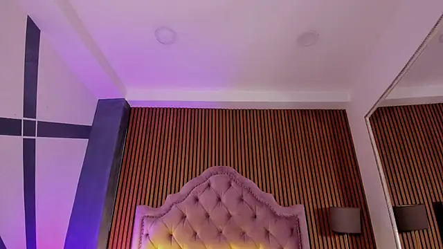 EthaanCox online show from 09/26/25, 08:29