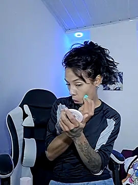 Miss sparkle00 online show from 02/04/26, 08:14