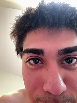 Snapshot of Daddywick chatting on 03/17/25, 07:13 Daddywick online show from 03/17/25, 07:13