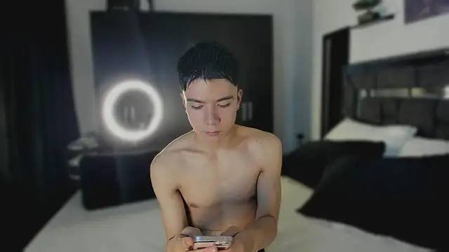 alanblack1 online show from 03/04/26, 02:56