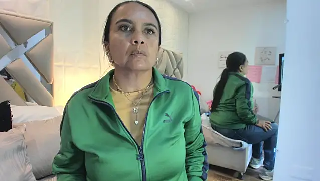 raquell moore online show from 03/05/26, 12:23