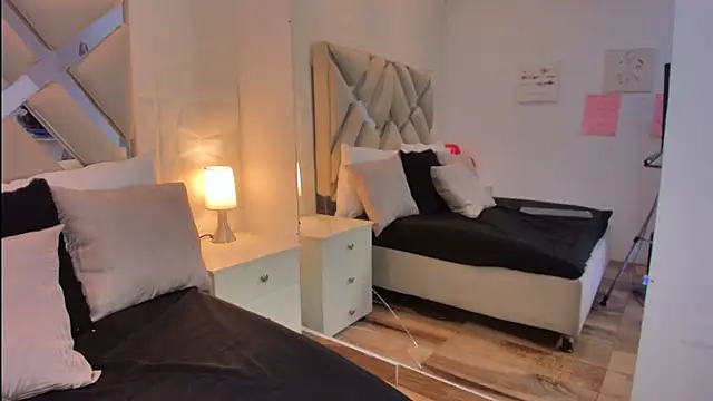 raquell moore online show from 03/20/26, 12:43