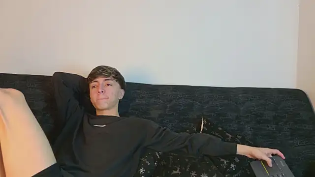 ethan and ava online show from 02/21/26, 02:45