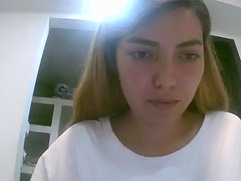 VittoriaTaylor online show from 03/28/26, 09:47