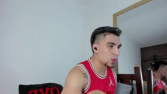 Austin nice cock online show from 02/23/26, 08:17