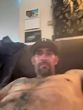 hornycouple818 online show from 02/07/25, 06:03