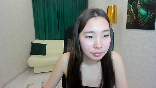 Snapshot of AnnaReyla chatting on 01/31/25, 02:37 AnnaReyla online show from 01/31/25, 02:37