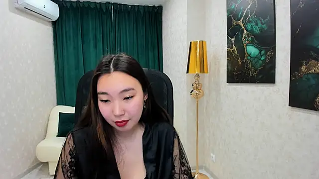 Snapshot of AnnaReyla chatting on 02/06/25, 04:14 AnnaReyla online show from 02/06/25, 04:14