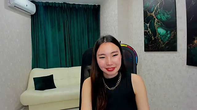 Snapshot of AnnaReyla chatting on 03/12/25, 02:12 AnnaReyla online show from 03/12/25, 02:12