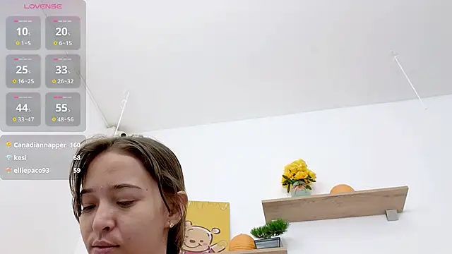 Snapshot of SERAFINA_ chatting on 03/17/25, 06:21 SERAFINA online show from 03/17/25, 06:21