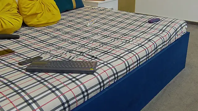 Annabellerise online show from 03/10/25, 06:12