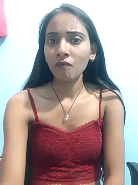 Snapshot of Divya-2007 chatting on 02/13/25, 06:48 Divya-2007 online show from 02/13/25, 06:48