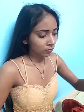 Snapshot of Divya-2007 chatting on 02/19/25, 02:33 Divya-2007 online show from 02/19/25, 02:33