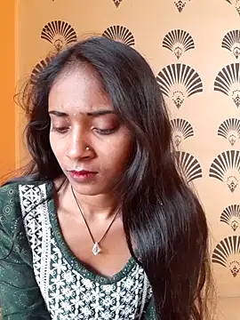 Snapshot of Divya-2007 chatting on 02/24/25, 02:51 Divya-2007 online show from 02/24/25, 02:51