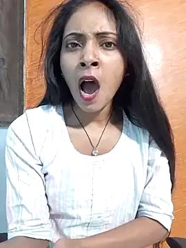 Snapshot of Divya-2007 chatting on 03/02/25, 02:08 Divya-2007 online show from 03/02/25, 02:08