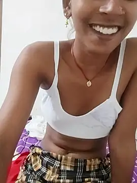 Snapshot of Divya-2007 chatting on 11/03/25, 01:34 Divya-2007 online show from 11/03/25, 01:34