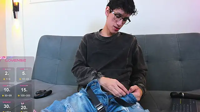 Cum hunters online show from 04/21/26, 03:02