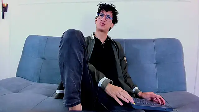 Cum hunters online show from 06/04/26, 03:12