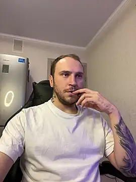  XxX-XxX  online show from 02/22/25, 01:00