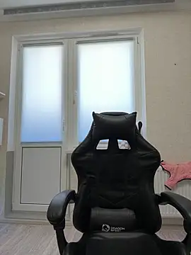  XxX-XxX  online show from 03/19/25, 05:19