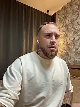  XxX-XxX  online show from 10/07/25, 10:18