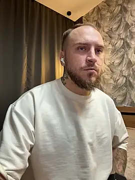  XxX-XxX  online show from 10/12/25, 10:09