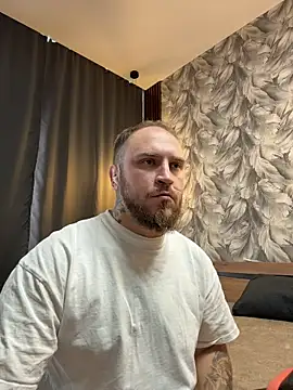  XxX-XxX  online show from 10/23/25, 08:02