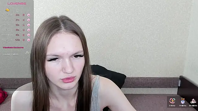 Snapshot of Browni_Kiss chatting on 02/03/25, 04:31 Browni Kiss online show from 02/03/25, 04:31