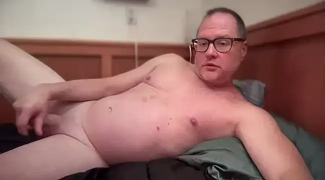 Snapshot of __DR3W__ chatting on 01/25/25, 04:35   DR3W   online show from 01/25/25, 04:35