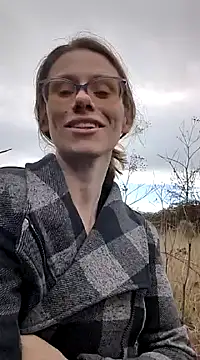 Snapshot of VibeyLovers chatting on 02/24/25, 09:20 VibeyLovers online show from 02/24/25, 09:20