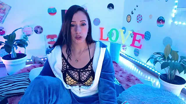 Snapshot of samy_love35 chatting on 03/20/25, 08:42 samy love35 online show from 03/20/25, 08:42