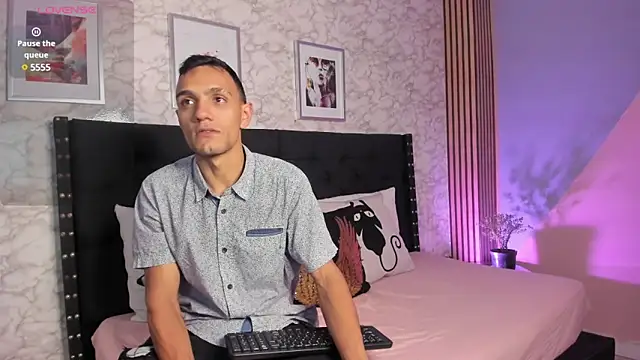 stefany pablo1 online show from 02/21/25, 12:28