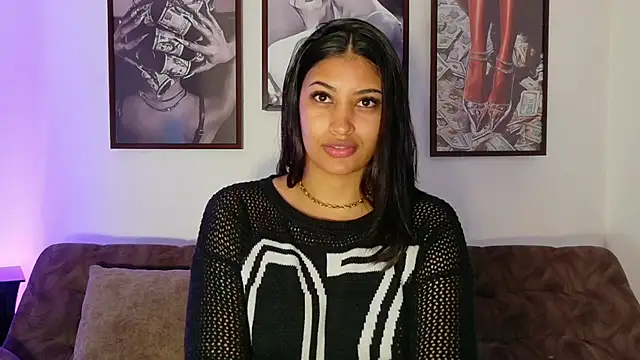 loretahorny online show from 11/01/25, 01:24