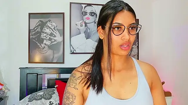 loretahorny online show from 02/18/26, 01:40