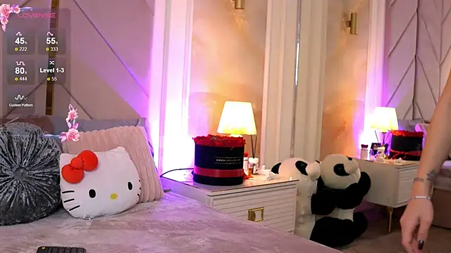 Alexaheyess online show from 10/28/25, 05:33