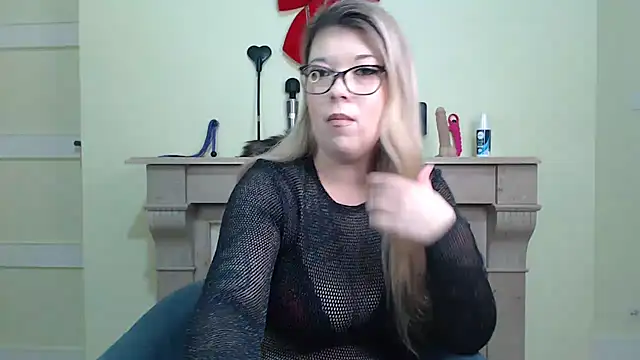 kamilalova online show from 04/01/26, 02:03