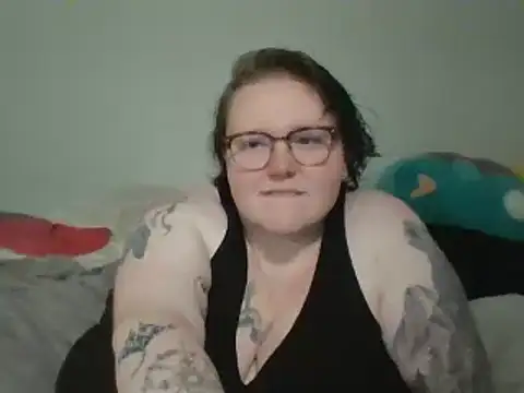 Snapshot of CorgiGodez98 chatting on 02/14/25, 07:38 CorgiGodez98 online show from 02/14/25, 07:38