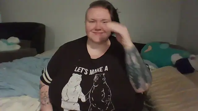 Snapshot of CorgiGodez98 chatting on 03/07/25, 04:35 CorgiGodez98 online show from 03/07/25, 04:35