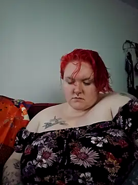 Snapshot of CorgiGodez98 chatting on 10/21/25, 11:16 CorgiGodez98 online show from 10/21/25, 11:16