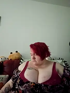 CorgiGodez98 online show from 12/02/25, 06:25