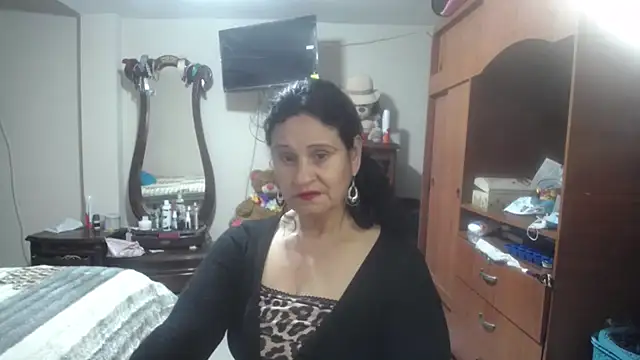 jazmin mature  online show from 03/04/26, 06:25