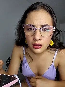 baaby-miiaa online show from 02/13/25, 03:18