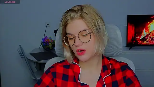  JessieVibes online show from 02/13/25, 04:39