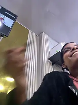 BriannaRoses online show from 04/08/26, 04:12