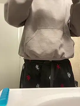 Snapshot of PerroDemonioHot chatting on 02/28/25, 04:21 PerroDemonioHot online show from 02/28/25, 04:21