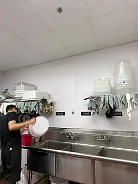 Snapshot of PerroDemonioHot chatting on 03/03/25, 08:11 PerroDemonioHot online show from 03/03/25, 08:11