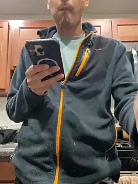 Snapshot of PerroDemonioHot chatting on 03/23/25, 04:05 PerroDemonioHot online show from 03/23/25, 04:05