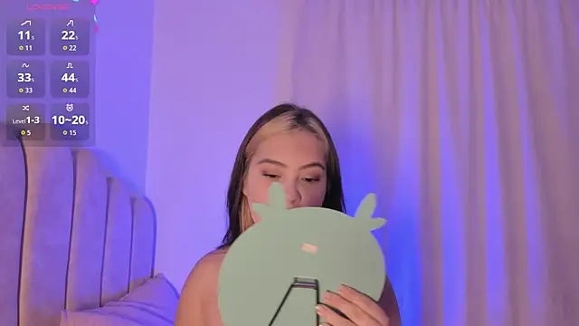 Marianagarcia01 online show from 04/27/26, 09:57